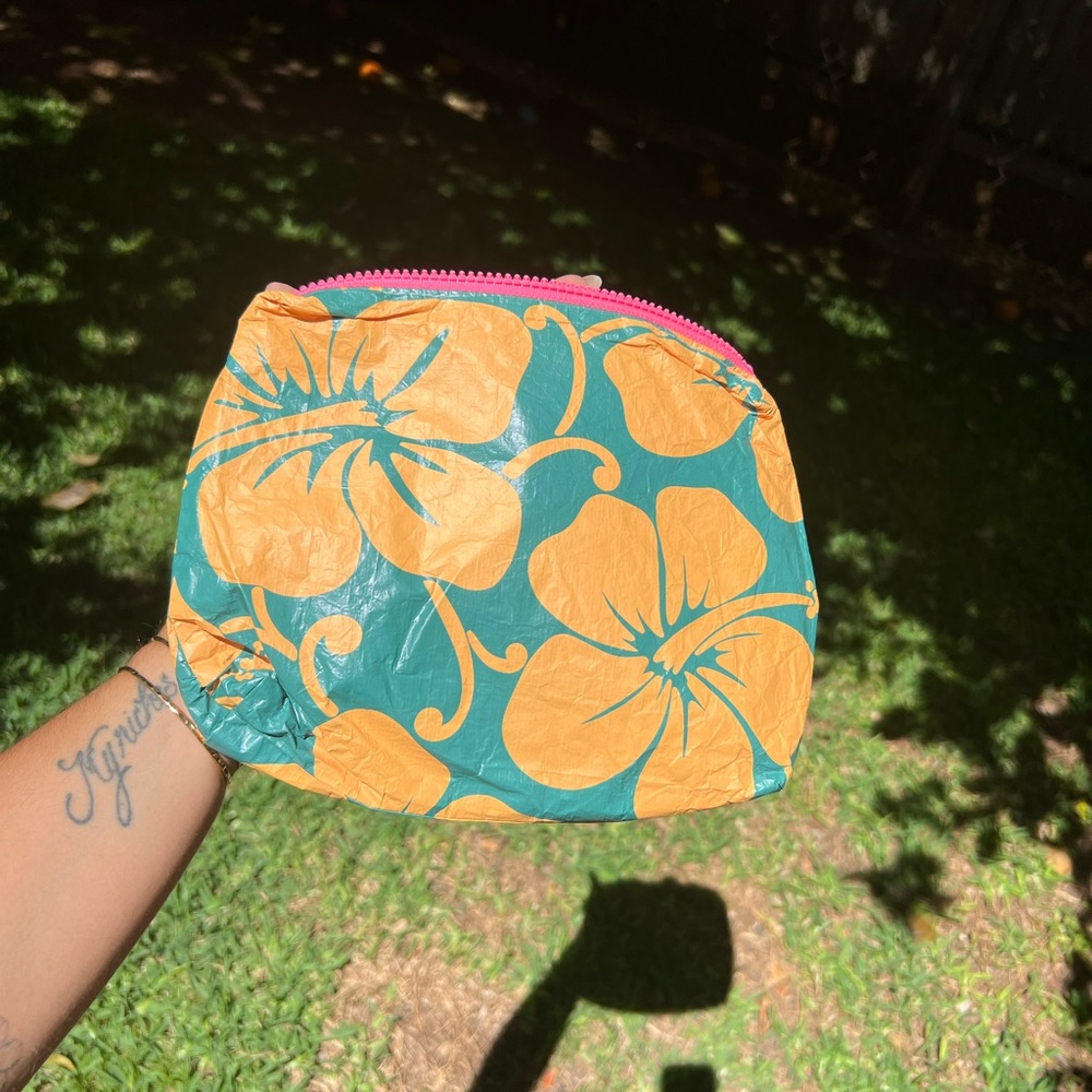Aloha Collection Small Pouch